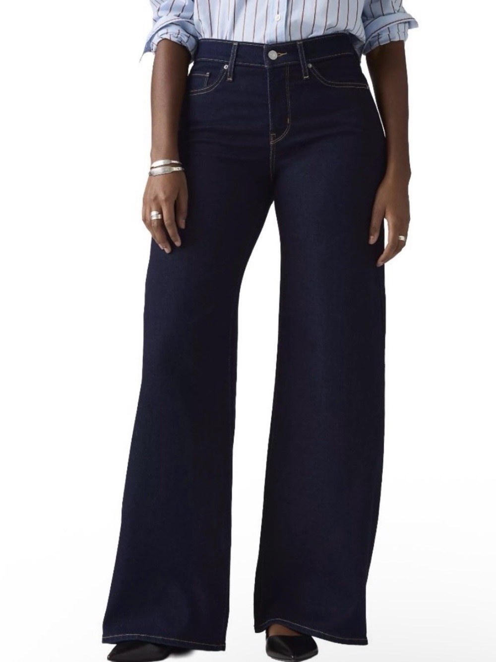 Levi’s 318 Shaping Wide Leg Blue Jeans Dark Wash Size W31 x L30 NWOT, Slimming